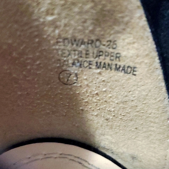 Chase & Chloe Edward Black Fluffy Fuzzy Party Evening Heels 7 - Picture 12 of 12